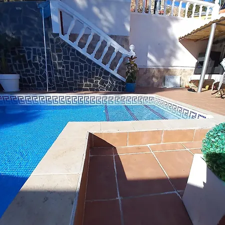 Casa Vacacional Con Piscina Privada 펜션